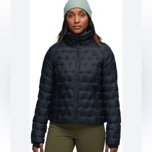 Womens Halladown water repellent  550- fill power crop jacket with down feathers